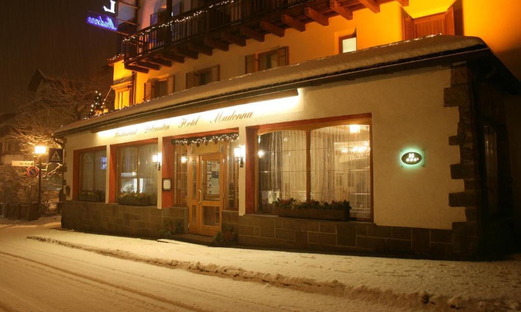 Hotel Dolomiti Madonna Ortisei Bagian luar foto