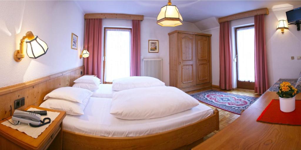 Hotel Dolomiti Madonna Ortisei Ruang foto