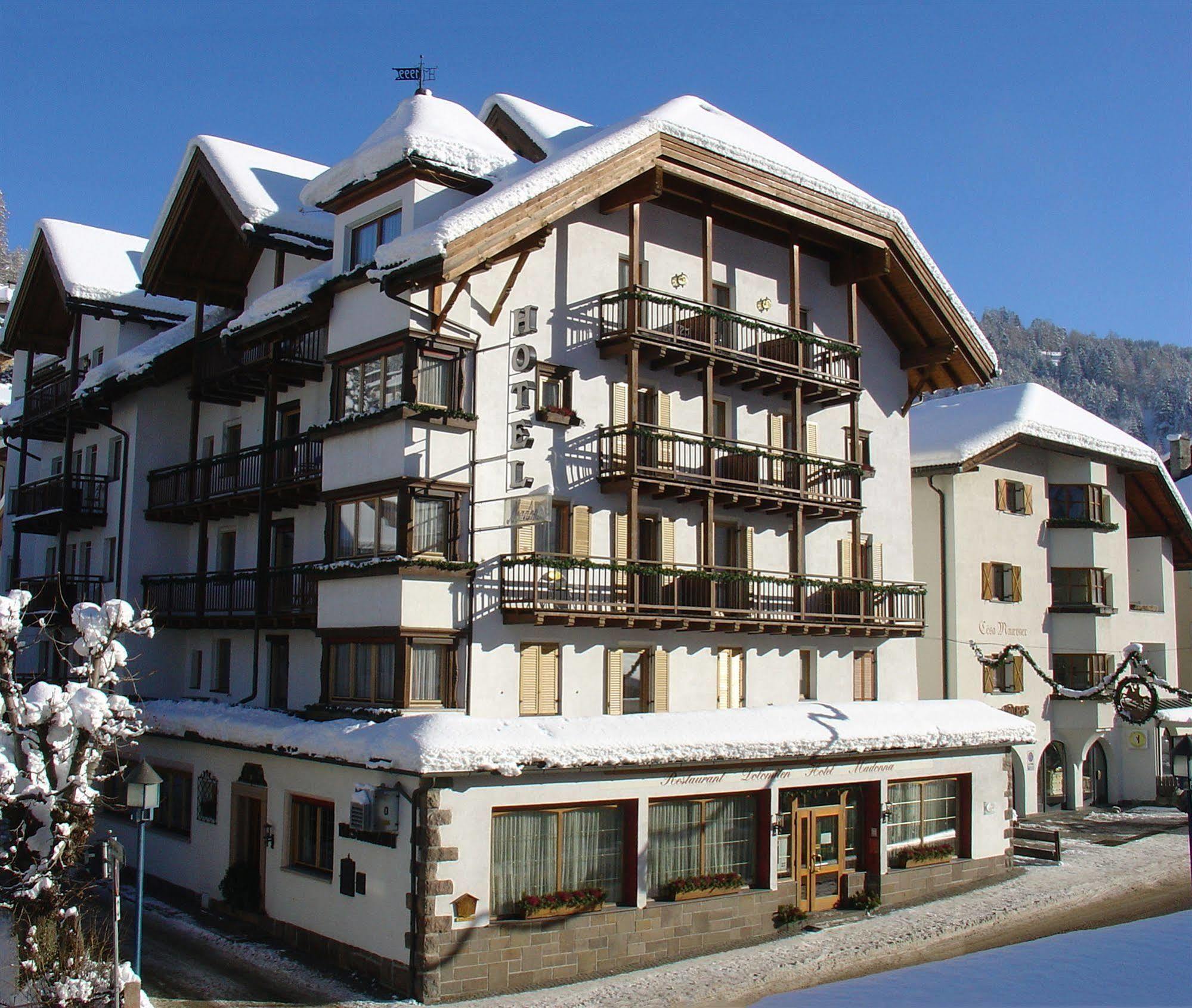 Hotel Dolomiti Madonna Ortisei Bagian luar foto